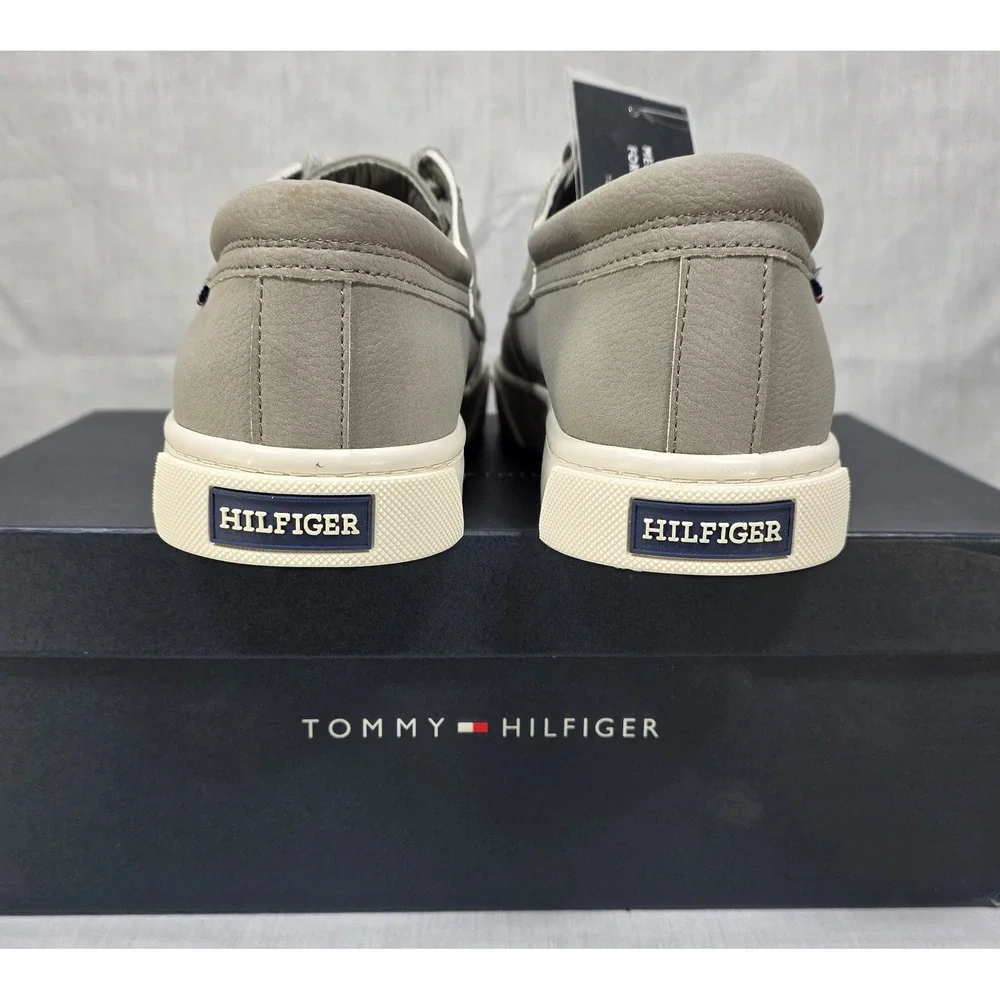 Tommy Hilfiger Gervis Men's Grey Boat Shoe Low Top‎ Lace Up Memory Foam Size 9M